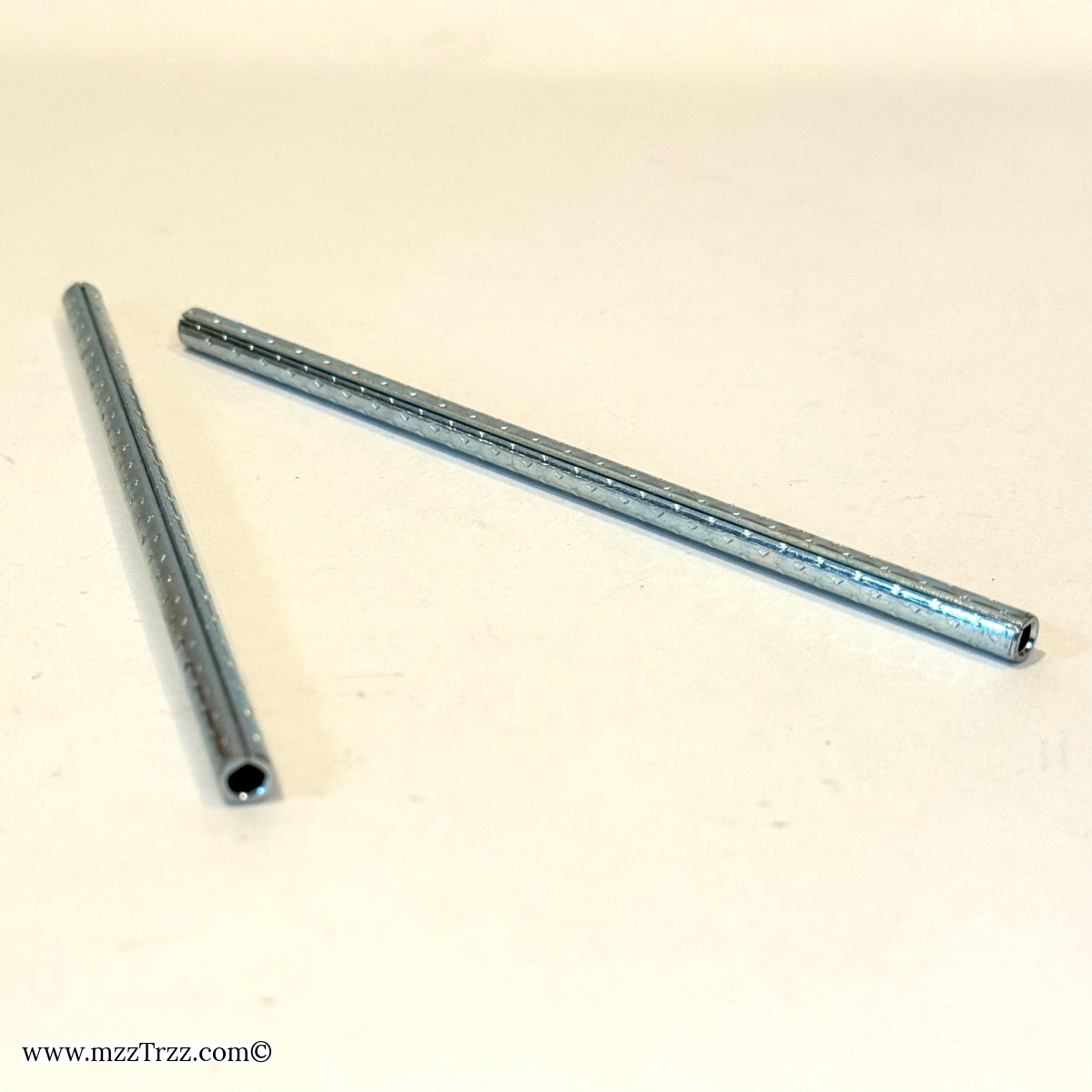 Shoemaking - Heels - Metal Dowel Tube 4 1/2"