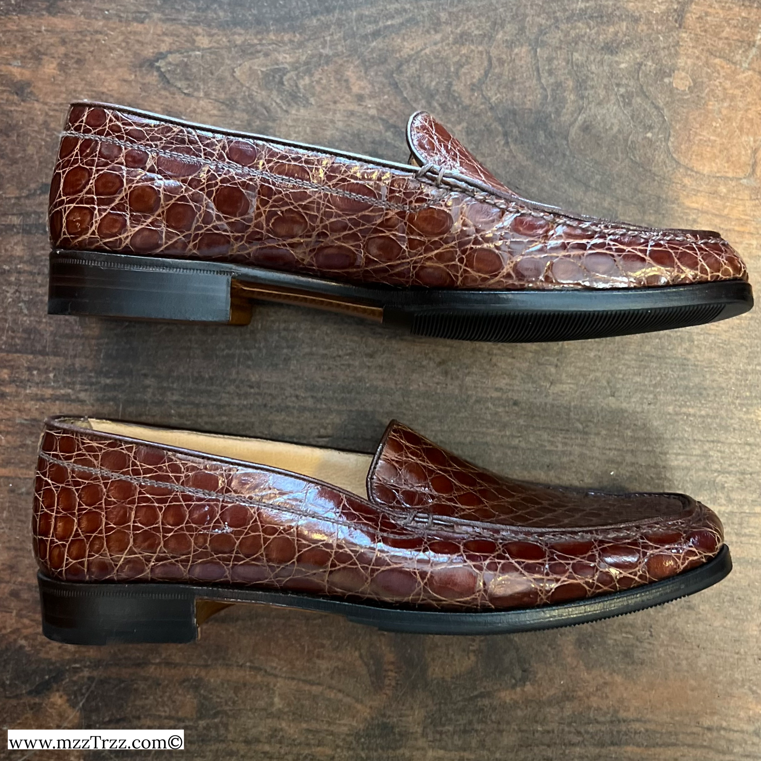 Shoes - Woman’s - Gravati x Arthur Beren - Alligator Loafer - Size: 8M