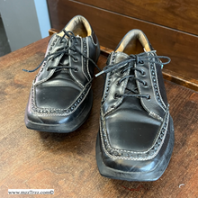 Load image into Gallery viewer, Vintage - Shoes - Men’s - John Fluevog - James Derby - 11M

