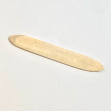 Load image into Gallery viewer, Tools - C.S. Osborne - Bone Folder #464
