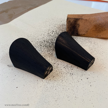 Load image into Gallery viewer, Shoemaking - Heels - Heel Plugs - Wood
