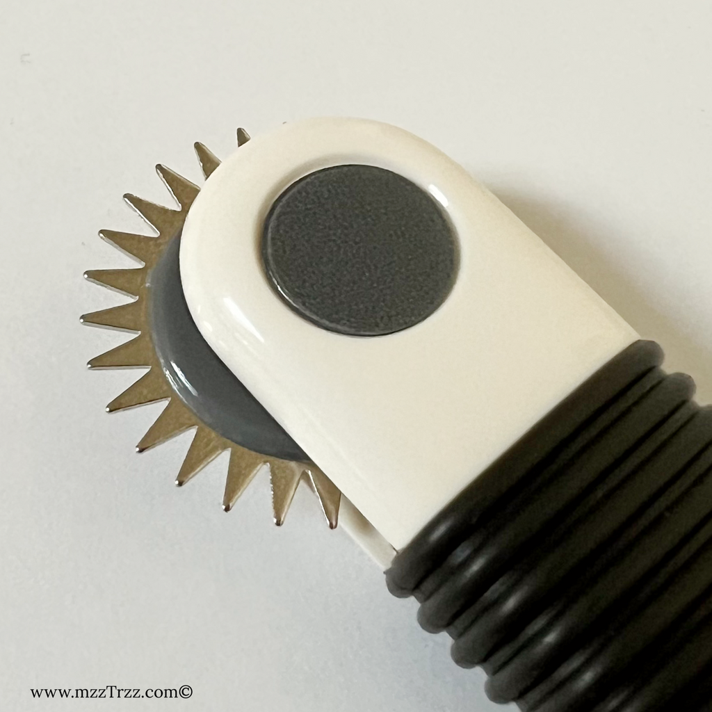 Tools - Clover - Serrated Edge Tracing Wheel 480