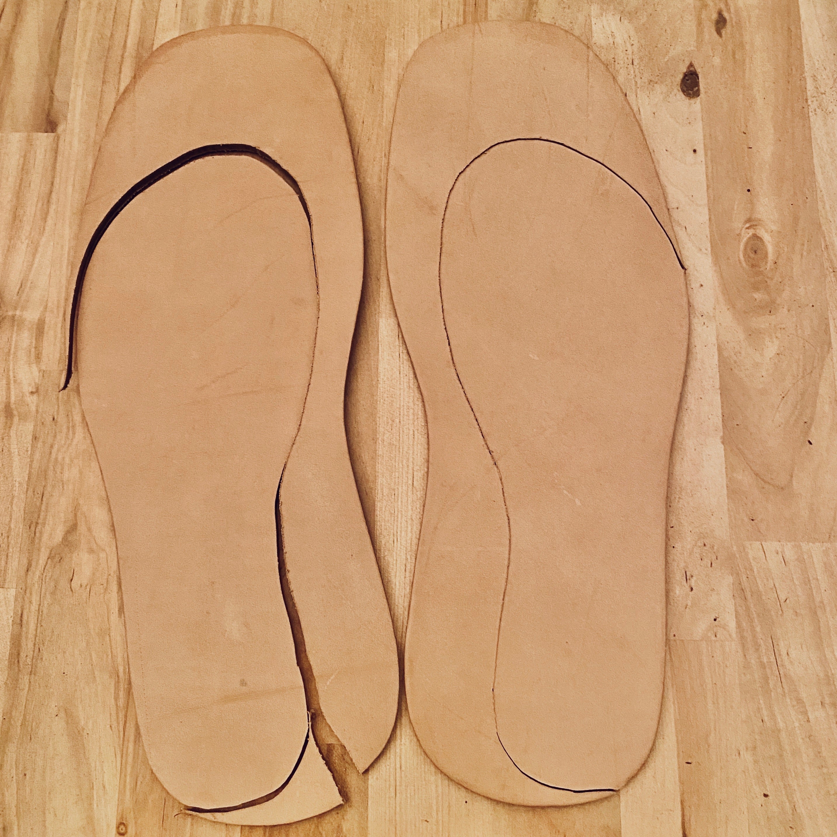 Shoemaking - Sole - Full Sole Bend Precut - 100% Leather
